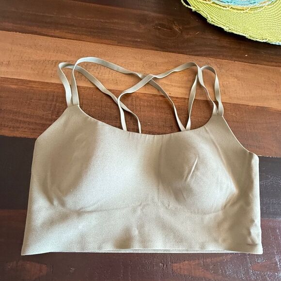 OFFLINE BY AERIE SPORTS BRA - Picture 1 of 4